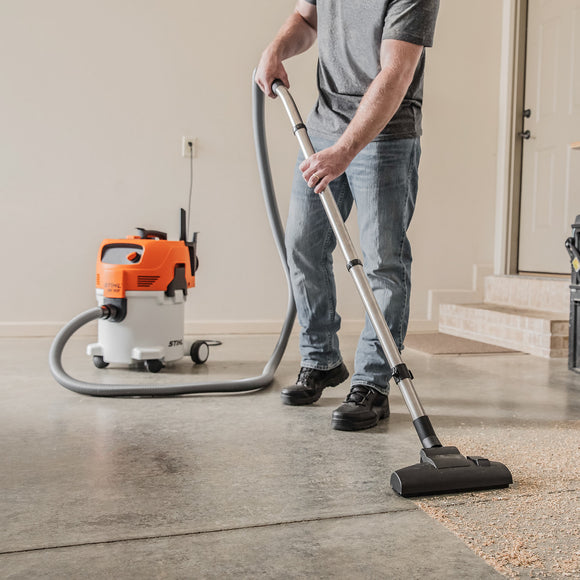 Stihl SE122 7.9 Gallon Wet/Dry Vacuum Cleaner