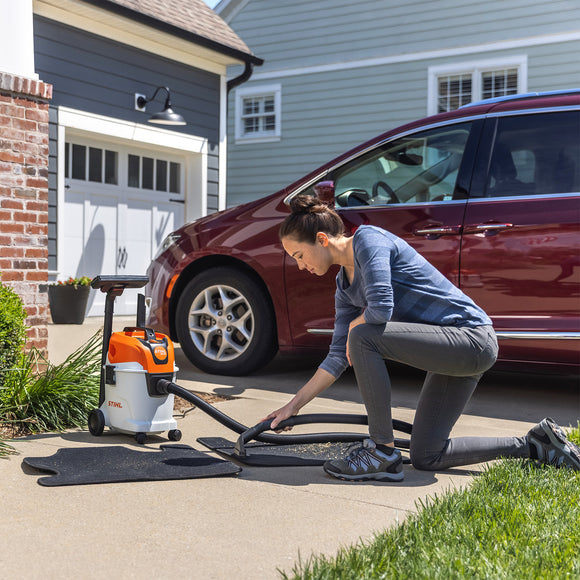 Stihl SE33 3.2 Gallon Vacuum Cleaner