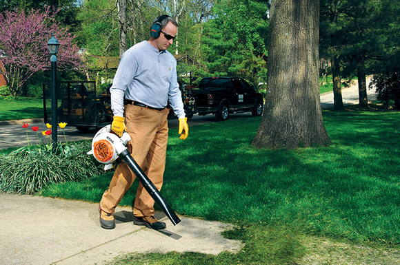 Stihl BG 86 Handheld Blower