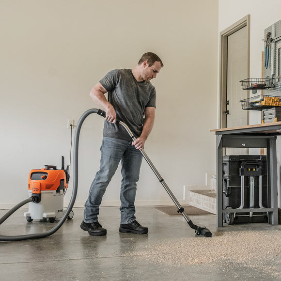 Stihl SE122 7.9 Gallon Wet/Dry Vacuum Cleaner