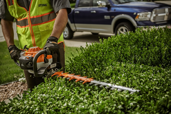 Stihl HS82R 24" Commercial Hedge Trimmer